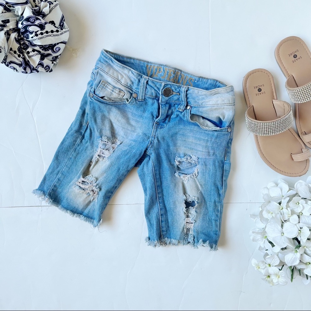VIP Jean Shorts Distressed Look - Picture 4 of 6